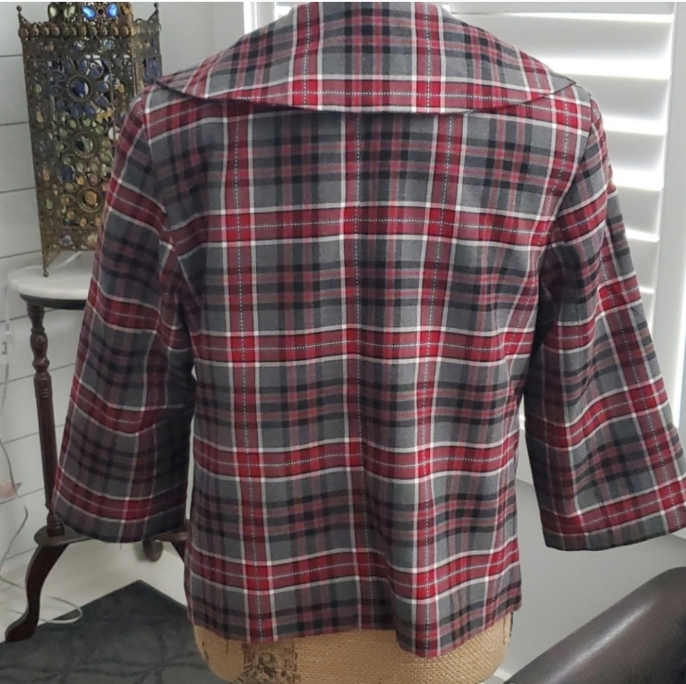Kim Rogers Plaid Blazer - Picture 3 of 9